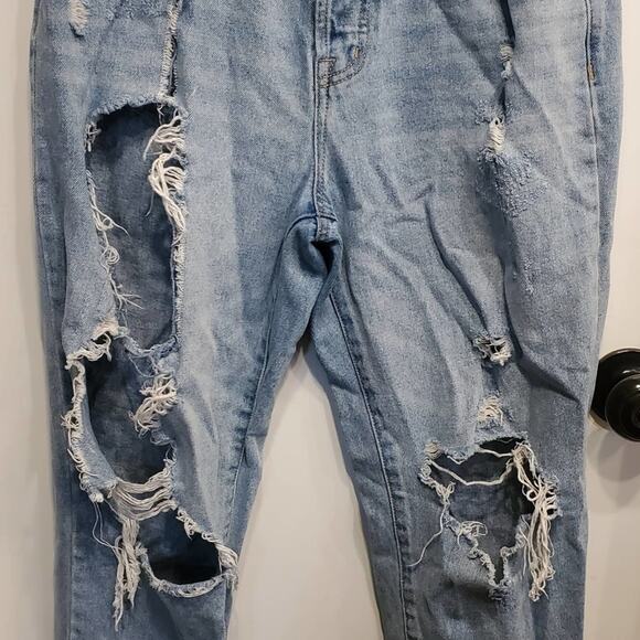 FOREVER 21 Women's Distressed Frayed Ripped High Rise Jeans Size 27 - Picture 2 of 5
